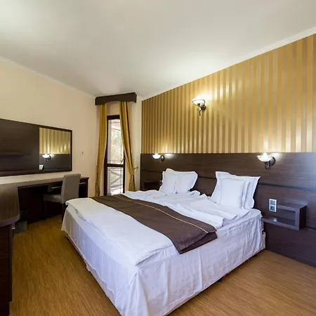 Hotel Family Hebar Batak