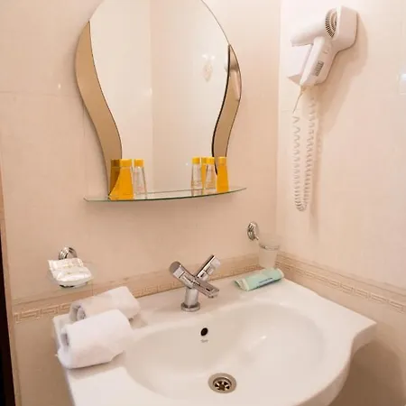 Family Hebar Hotel 3*