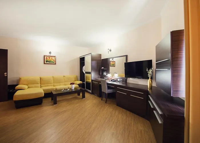 Family Hebar 酒店 3*